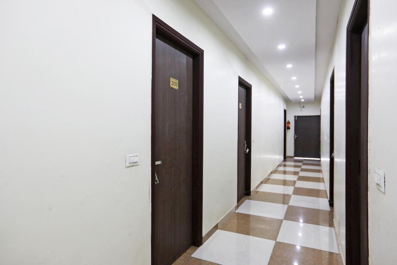 Oyo 48501 Dayal Regency Hotel Hapur Buitenkant foto
