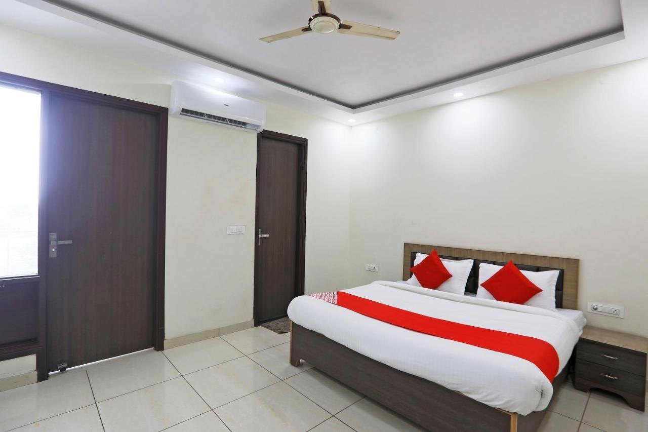 Oyo 48501 Dayal Regency Hotel Hapur Buitenkant foto
