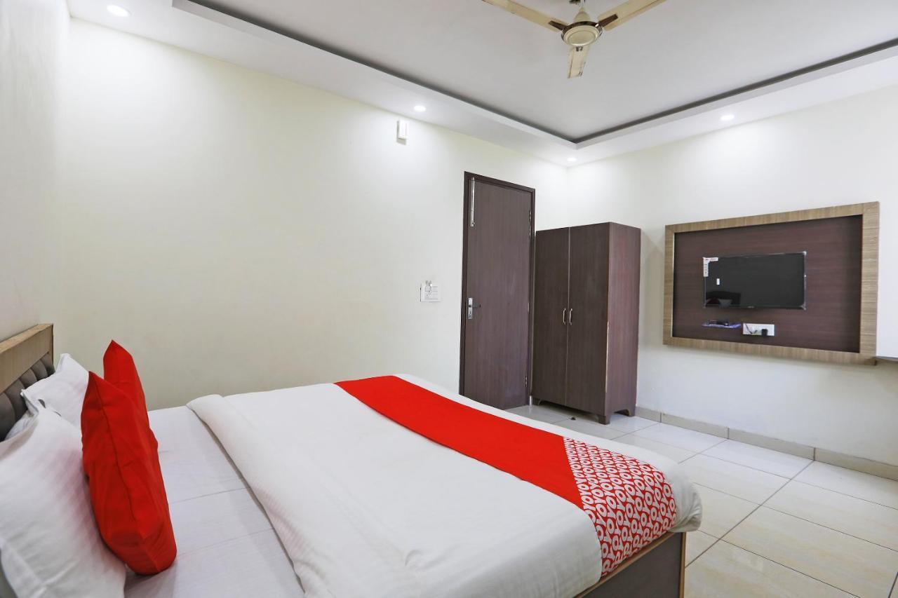 Oyo 48501 Dayal Regency Hotel Hapur Buitenkant foto